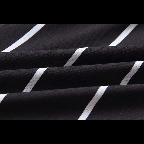 Black jumpsuit romper - Picture 5 of 6